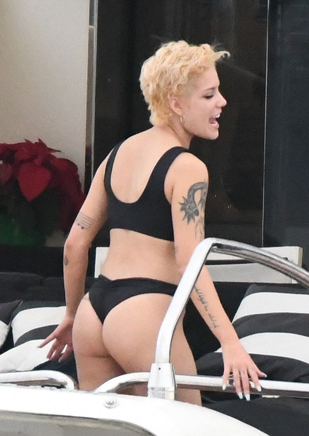 santorini bottom